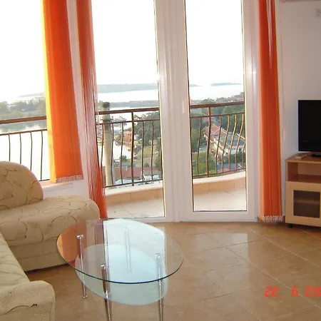 Panoramic Penthouse Apartment